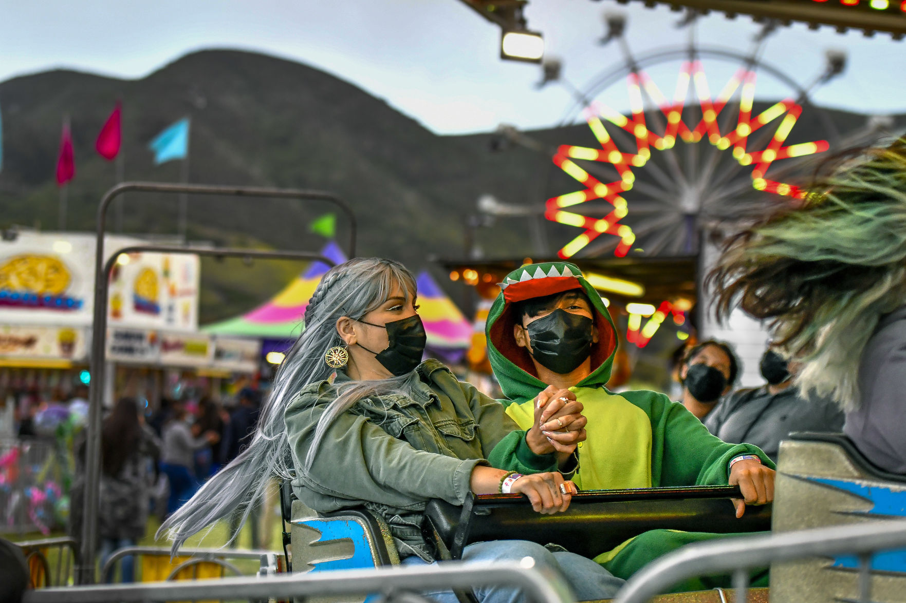 060321 Lompoc Carnival 01.JPG
